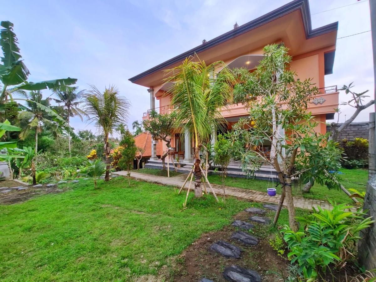 Gusti Rai House Hotel Ubud  Exterior photo